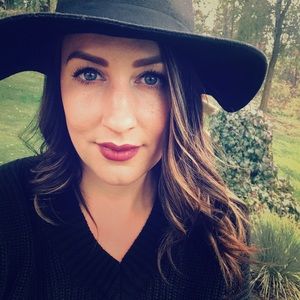 Meet your Posher, Manders